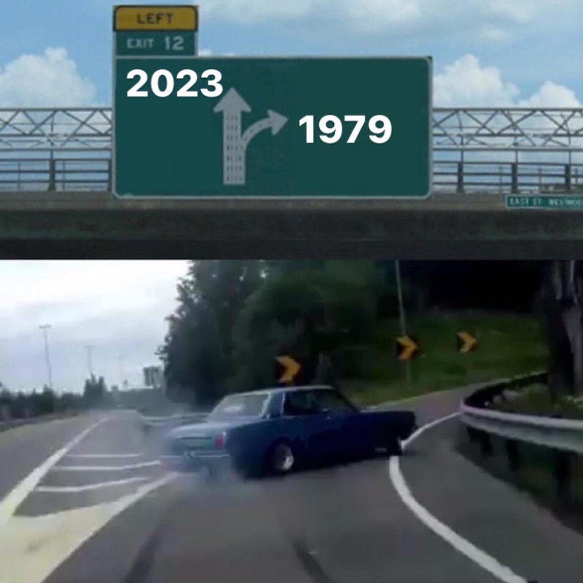 SmashingPumpkin's tweet photo. Hurtling towards 2023 faster than the speed of sound https://t.co/PtzvCoFSaC