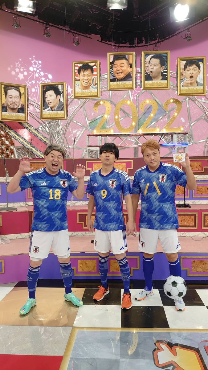 カベポスター浜田サイン入りラミネート写真