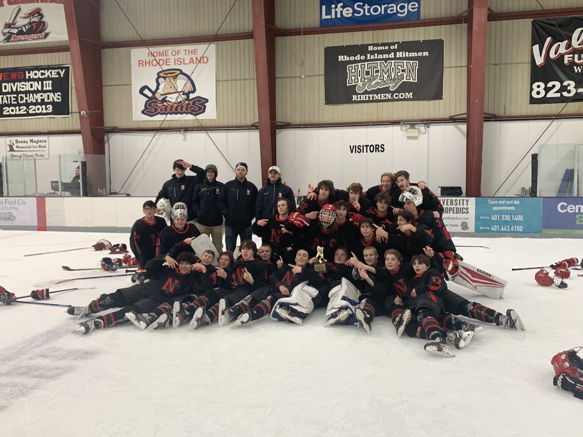 CHSRI_Chargers's tweet photo. Congratulations to Boys Ice Hockey for winning the 2022 ocean state credit union holiday tournament!! @NHSMariners @kcalise12 @CharihoBoosters @GinaPicard @CharihoRegional @Michael_Comella @Andrea_Spas https://t.co/4Eg4C54DI4