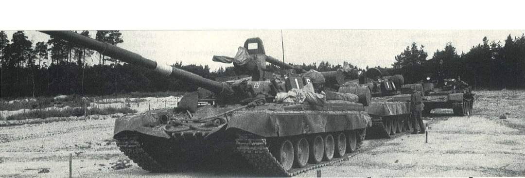 TRUFAULT's tweet photo. #T80B
(Group of #Soviet Forces in Germany 1988).
🇩🇪💥
#Tanks #tankmen #Historia #TankyTalks #tanka #War #Alemania #Germany #Wars #Warzone #History https://t.co/IqVVaNwNQe