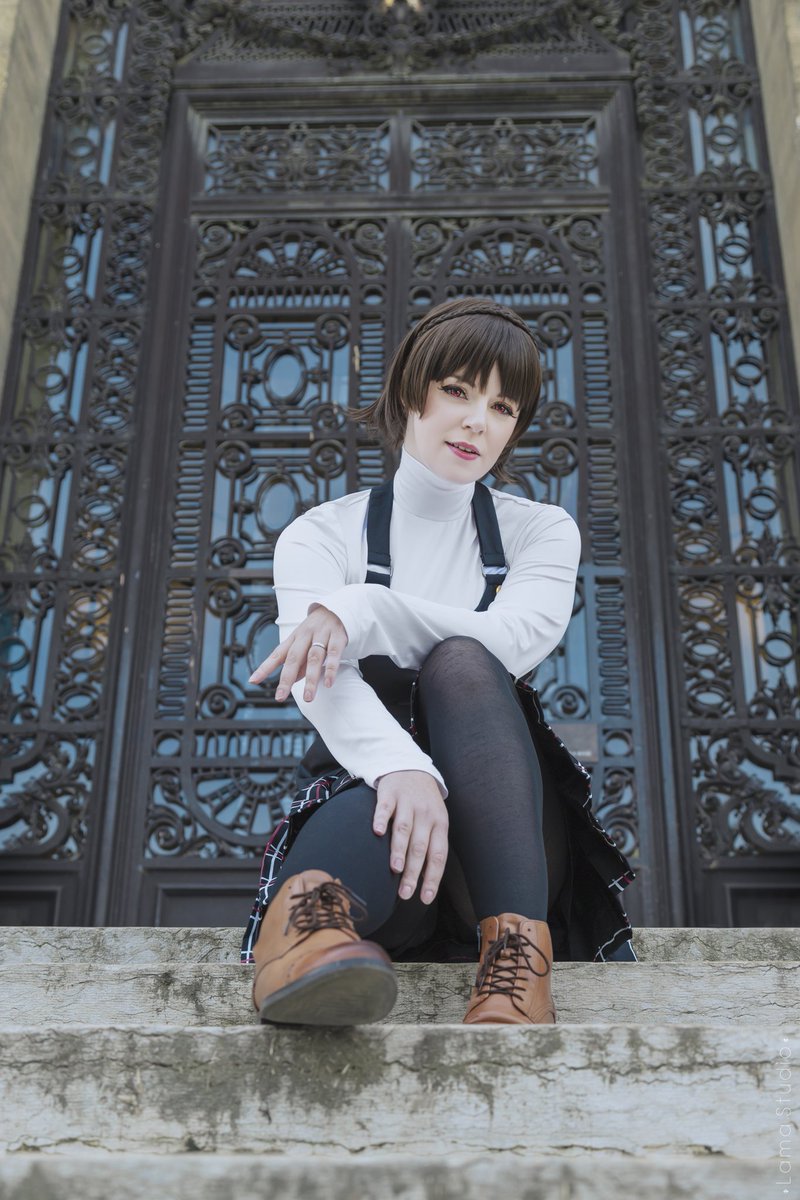 Some picture of my last photoshoot with @lamastudio1611 ❤️✨️ 
Do you like #Persona5 ? I'm a big fan and I love Makoto!✨️ And you?