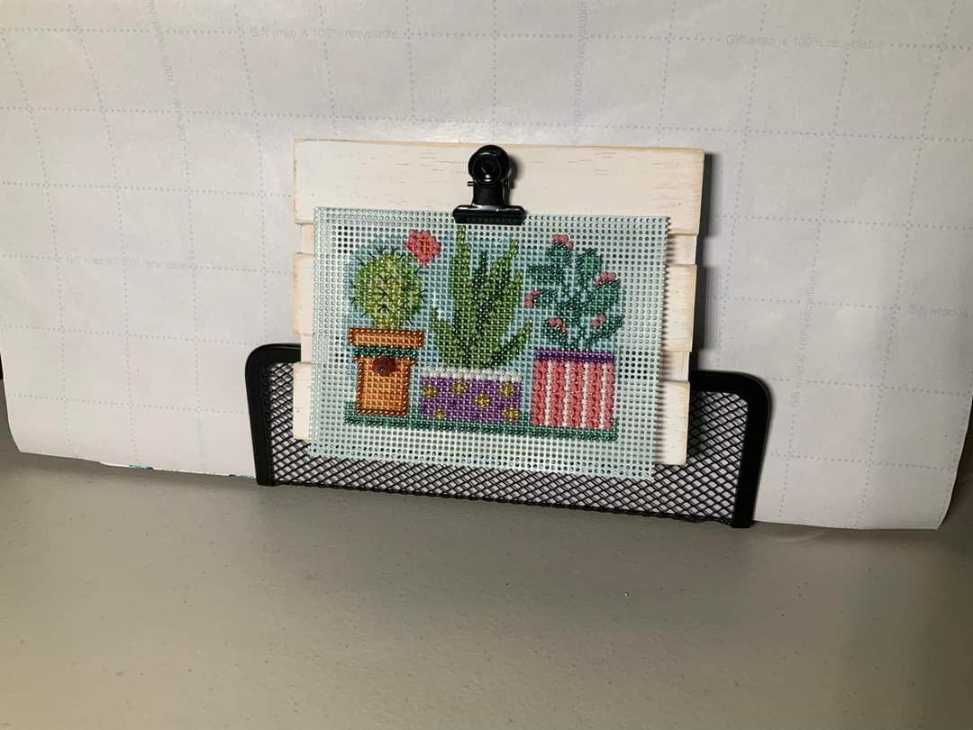 EmbroideryCom's tweet photo. *Project Highlight*
This project was completed by Nancy Toupin and shared on our Facebook page!
It is a kit by Mill Hill called "Succulents"! https://t.co/0OYagMFknj