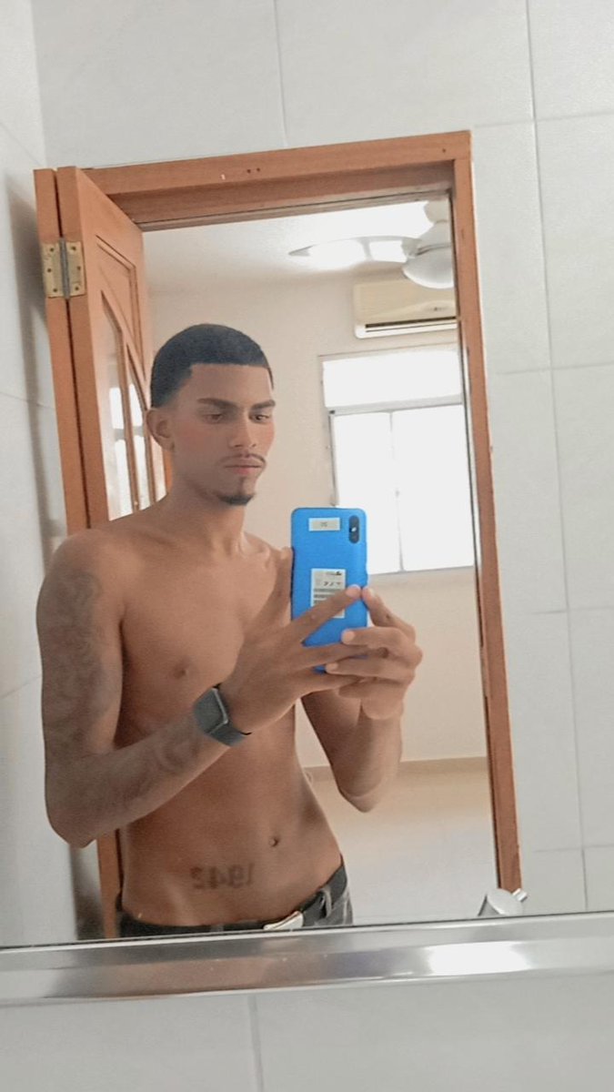 💆🏽‍♂️