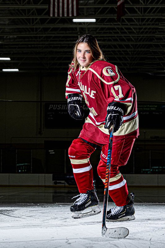 southgirlspuck's tweet photo. Welcome back Gabby Bouman! https://t.co/2HHT4HofbJ