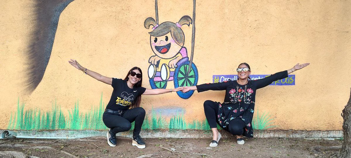 Enamora_Merida's tweet photo. Las cosas pequeñas
hacen nohoch la vida… Por que siempre es un buen día para ayudar ! 

@CRITYucatan https://t.co/VeUXHmzJ5h