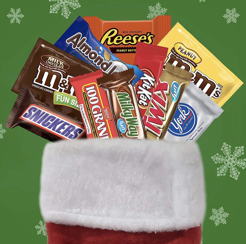 candysweetsvs's tweet photo. Happy National Chocolate Candy Day. Today is the perfect time to finish up all the candy you received in your Christmas stocking. Or if you need to stock up on some more, visit us at https://t.co/FrQCsm2udO. #ChocolateCandyDay https://t.co/WIpjHQKvp3