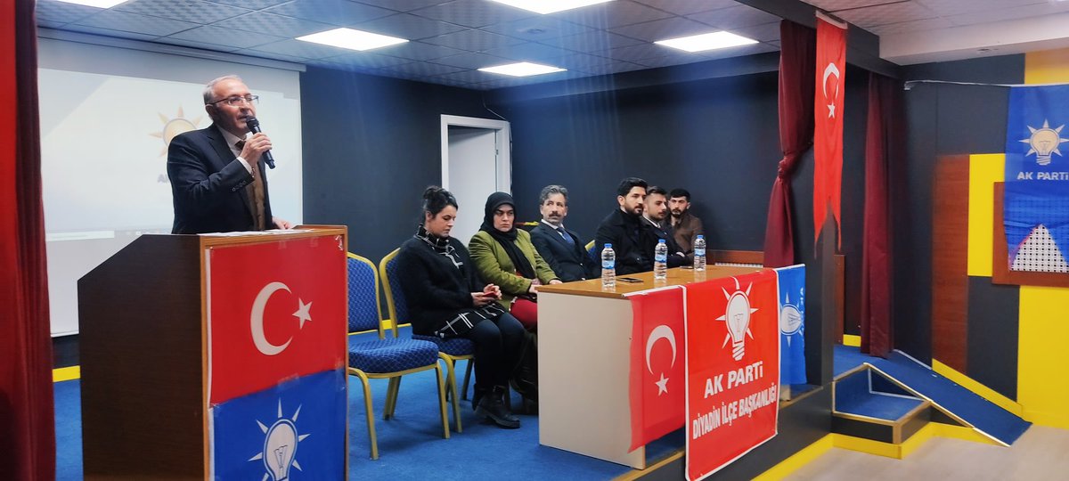 akpartiagrii's tweet photo. 📍DİYADİN

İl başkanımız @haliloz04’ün başkanlığında “ DİYADİN“ ilçemizde büyük bir coşkuyla “ DANIŞMA MECLİSİ TOPLANTIMIZ “ gerçekleştirildi. 

Toplantımızın hayırlara vesile olmasını diliyoruz. https://t.co/l6Gath7thu