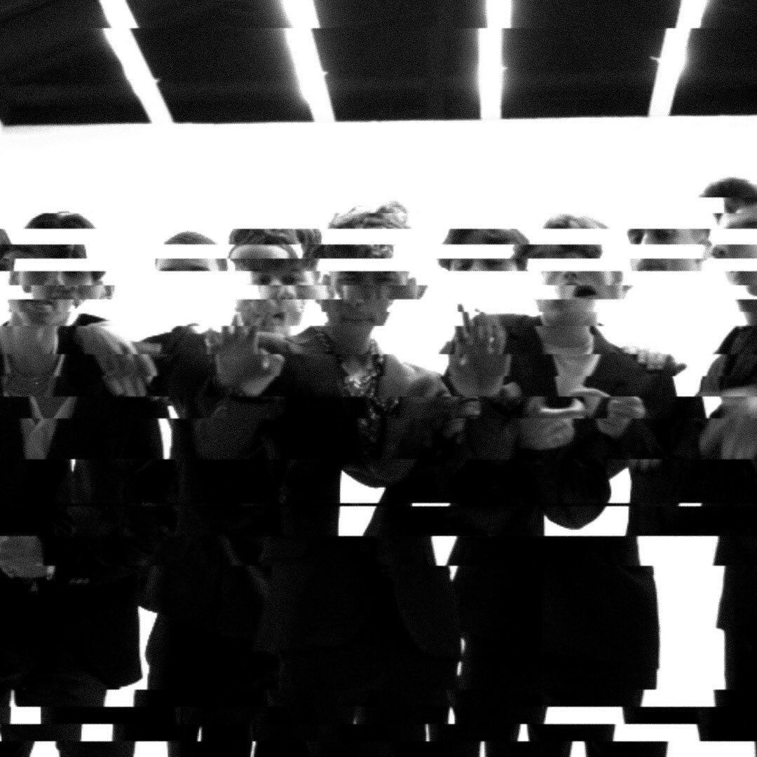 IfYouDareMusic's tweet photo. turn up the lights https://t.co/rAtR4345BJ