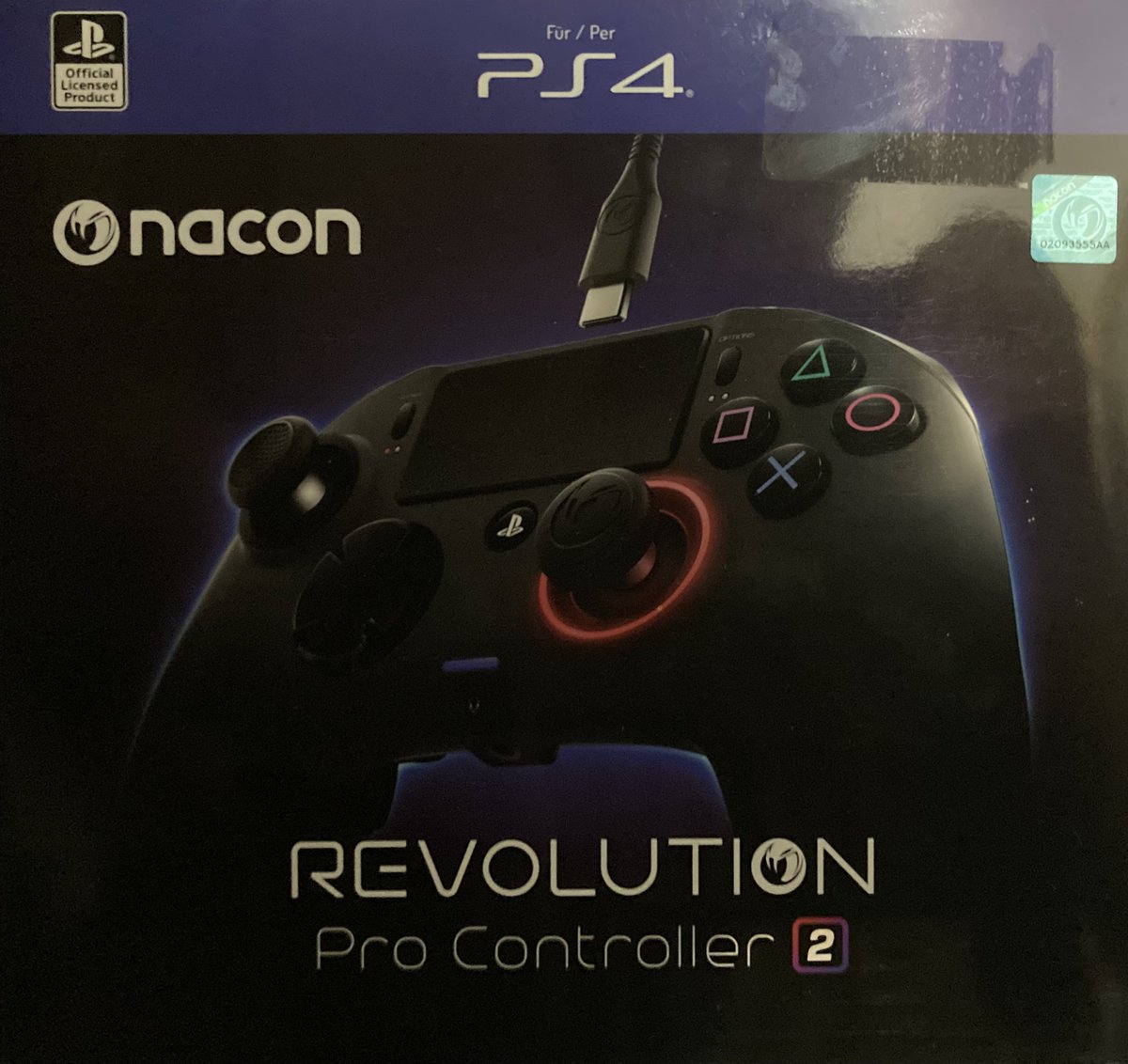 Caesar_Riyadh's tweet photo. أسواء قرار أتخذته كـ Gamer كان قرار شرائي هذي الكنترول، واللي ماهي رخيصة ابداً.
مميزات تقنية ممتازة داخل خردة بلاستيكية رديئة معلبة في كرتون فخم. 😔. https://t.co/CQveZwXfvf