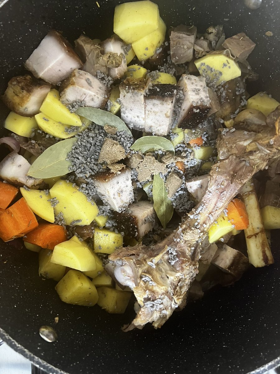 Garys Kitchen tweet media