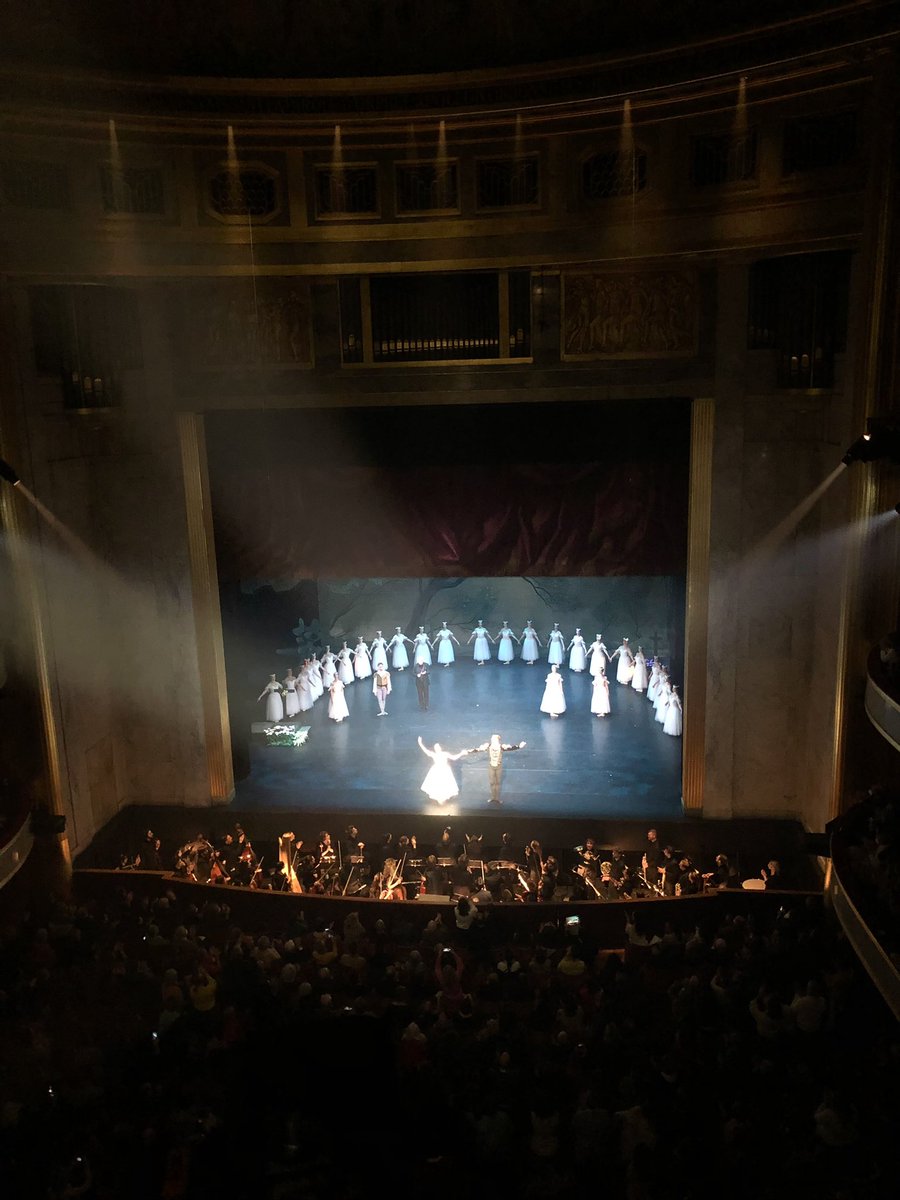 CelineJurgensen's tweet photo. La danse malgré tout

Émotion &amp; admiration pour les danseurs du Ballet de l’Opéra National 🇺🇦 au @TCEOPERA, avec Giselle, 1er spectacle depuis le début de l’invasion 🇷🇺.

A moment of beauty &amp; grace with this 1st performance abroad of the 🇺🇦ballet since the war

#StandWithUkraine https://t.co/FkkG6wpqHF