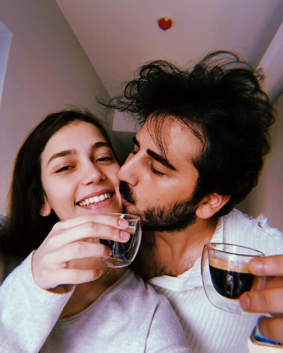 melodiqam's tweet photo. Ecem &amp; Ozan çok güzelsiniz yeavrularım maşalllaahhh 🧿🫶🏻 https://t.co/wuz9DC3taF