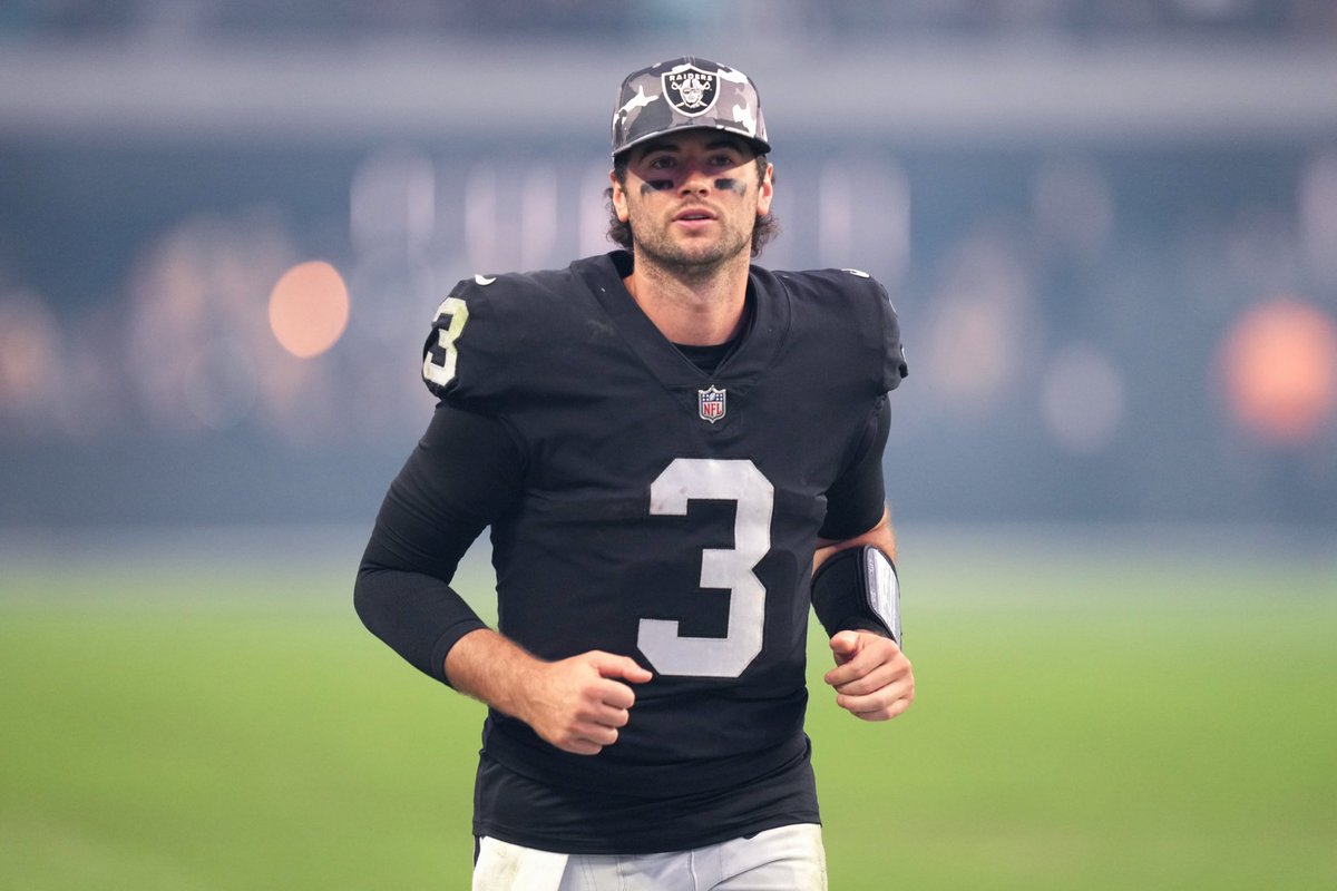 Raiders new QB1: