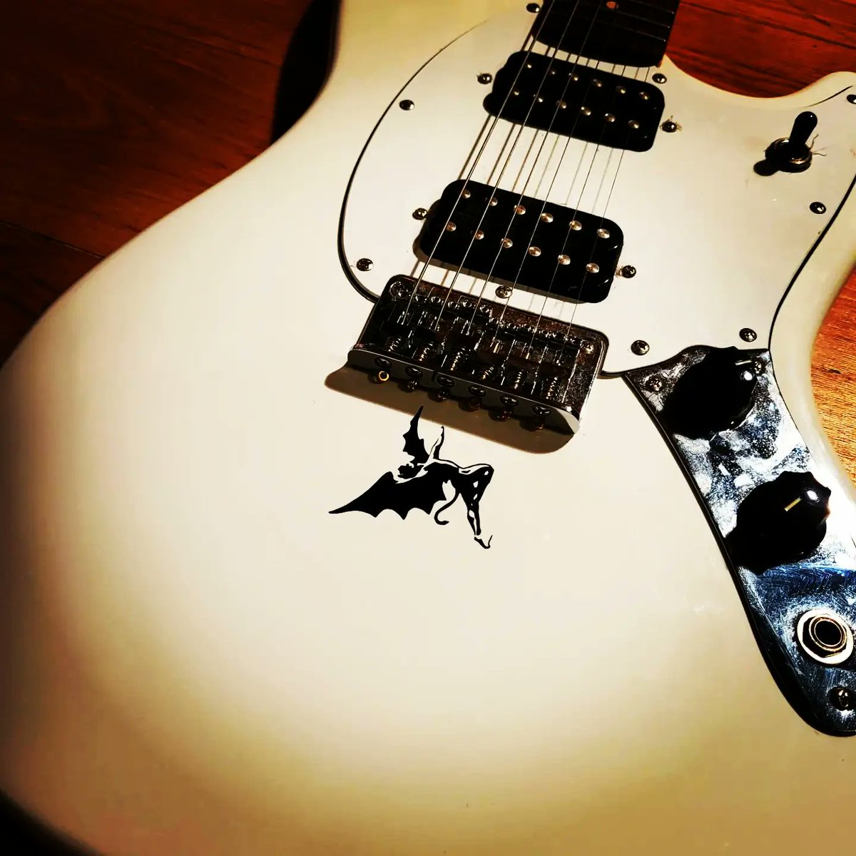 SwampSiren tweet media