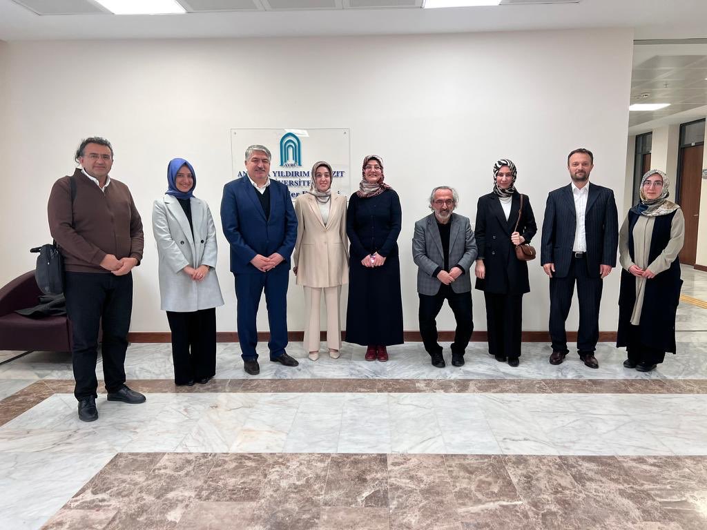 AYBÜ Sosyal Bilimler Enstitüsü bünyesinde Doç.Dr. Behlül TOKUR danışmanlığında Din Psikolojisi alanında doktora eğitimine devam eden öğrencilerimiz Şeyma Monis, Hümeyra Ahsen Doğan, Zeynep Ortakaya ve Saliha Kübra Kalkan doktora yeterlilik sınavında başarılı olmuştur. Tebrikler.