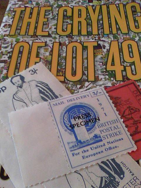 PynchonInPublic's tweet photo. I developed an interest in philately directly from reading The Crying of Lot 49, particularly local posts, 1971 UK postal strike mail and other unconventional mail. #Trystero #Philately #postalhistory #Strikemail https://t.co/WGdD3kS05y