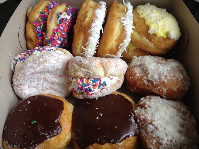 SenEClifton's tweet photo. Hey! Make sure you guys stop by and get the best donuts in the State! I'll be sharing these donuts with my colleagues in DC tonight! See you all there! https://t.co/flLKuf3EfU