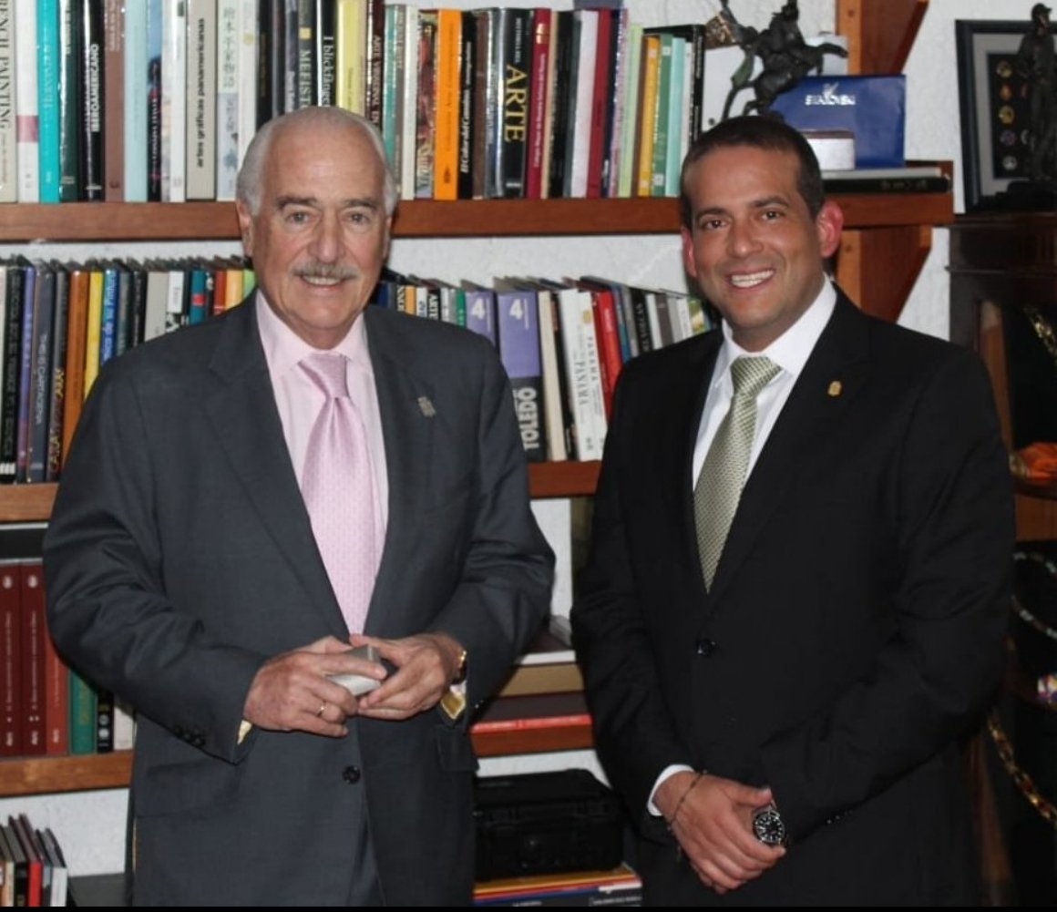 AndresPastrana_'s tweet photo. Ministro del Gobierno dictatorial de #Bolivia,  @EDelCastilloDC, anuncia que acaba de arrestar a @LuisFerCamachoV. Comunidad internacional debe repudiar este abuso. https://t.co/eKvYFWwV8j