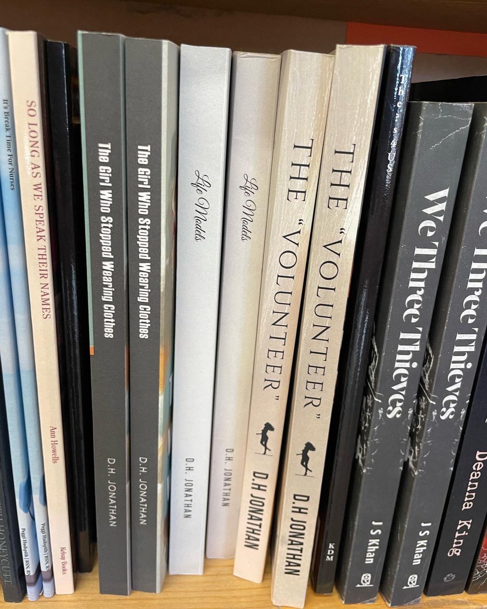 DHJonathan1's tweet image. Just restocked all three of my novels in the Local Authors section at Recycled Books in Denton.  Come get a signed copy… #thevolunteer #lifemodels #thegirlwhostoppedwearingclothes