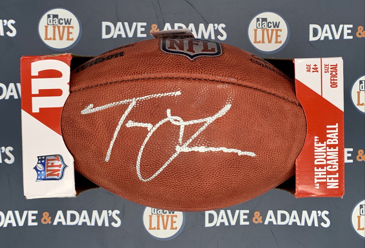 50K GIVEAWAY 🚨 

We wanted to thank you all for helping us reach 50,000 Twitter followers so we're GIVING AWAY this Autographed Trevor Lawrence Football to one of you!

To Enter:
• RT &amp; Like This Tweet
• Tag a Friend 
• Be a Follower

Winner announced 01/04/2023! Good Luck!