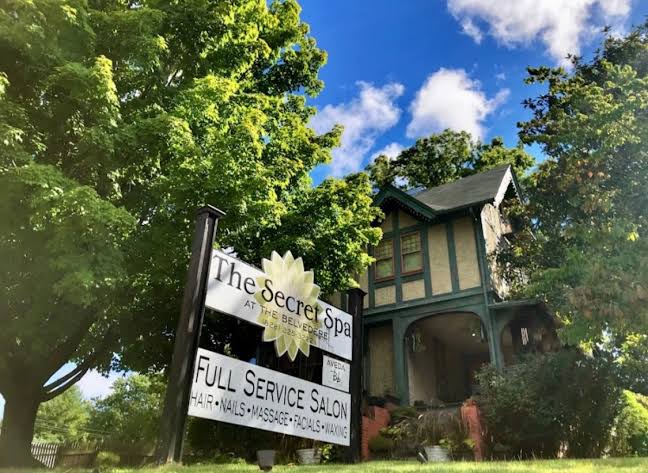 AVLMatters's tweet photo. #asheville @SecretSpaSalon #SecretSpaSalon 
The Secret Spa is a Hair Salon &amp; Spa in Asheville, providing Day Spa Services, Full body massage, Body Treatments, Facials, Nails, Manicures, Pedicures, Wedding nails, wedding hair stylr, spray tan, waxing, Dermalogica Services &amp; more. https://t.co/SxWCmTkRIz