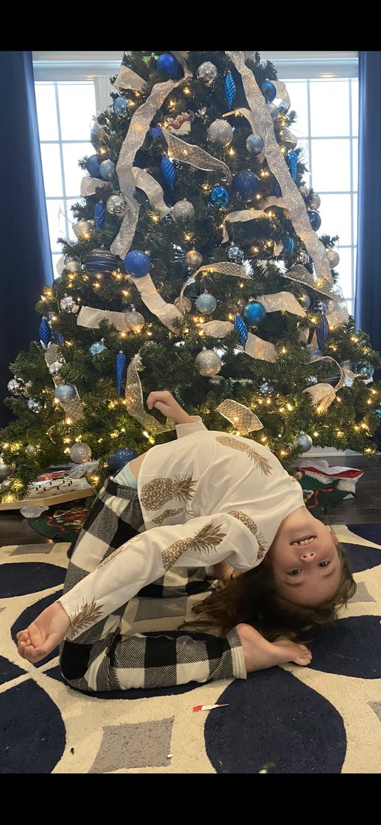 ItsmebobbyJ's tweet photo. @Cirque I bought tix for me, my mom &amp; my 4 kids tmrrw (&amp; paid 4 insurance).  We have covid…@Ticketmaster &amp; @evenko don’t reply &amp; @Allianz denied coverage. I know @CDS_Group is better than that. Please help this single dad out…and especially this future contortionist! https://t.co/SUH8sBTZXH