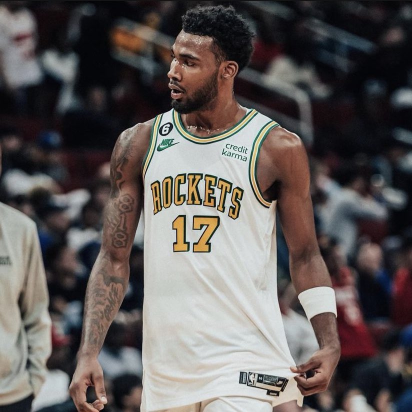 BradeauxNBA's tweet photo. Rookie 3PT percentage leaders:
1. Tari Eason: 38.9% β 72 attempts
2. K. Murray: 38.5% β 179
3. A. Nembhard: 37.7% β 106
4. A.J. Griffin: 37.4% β 139
5. J. LaRavia: 37.3% β 51
6. C. Houstan: 36.7% β 60
7. M. Beauchamp: 36.6% β 71 https://t.co/GfiS7T5dkg