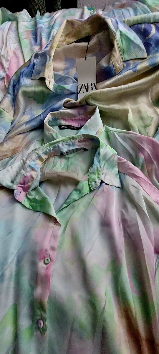 satin_laura's tweet photo. And how many of these lovely silky satin blouses are on my bed hmmm ..these are my favourite❤️🩷🧡💛💙🩵💜🤎🩶🤍💗💋
 #satin #satinblouse #blouse #satinshirt #silkblouse #satinlove #silky #zarablouse #blouseaddict https://t.co/fFfd2H0Upl