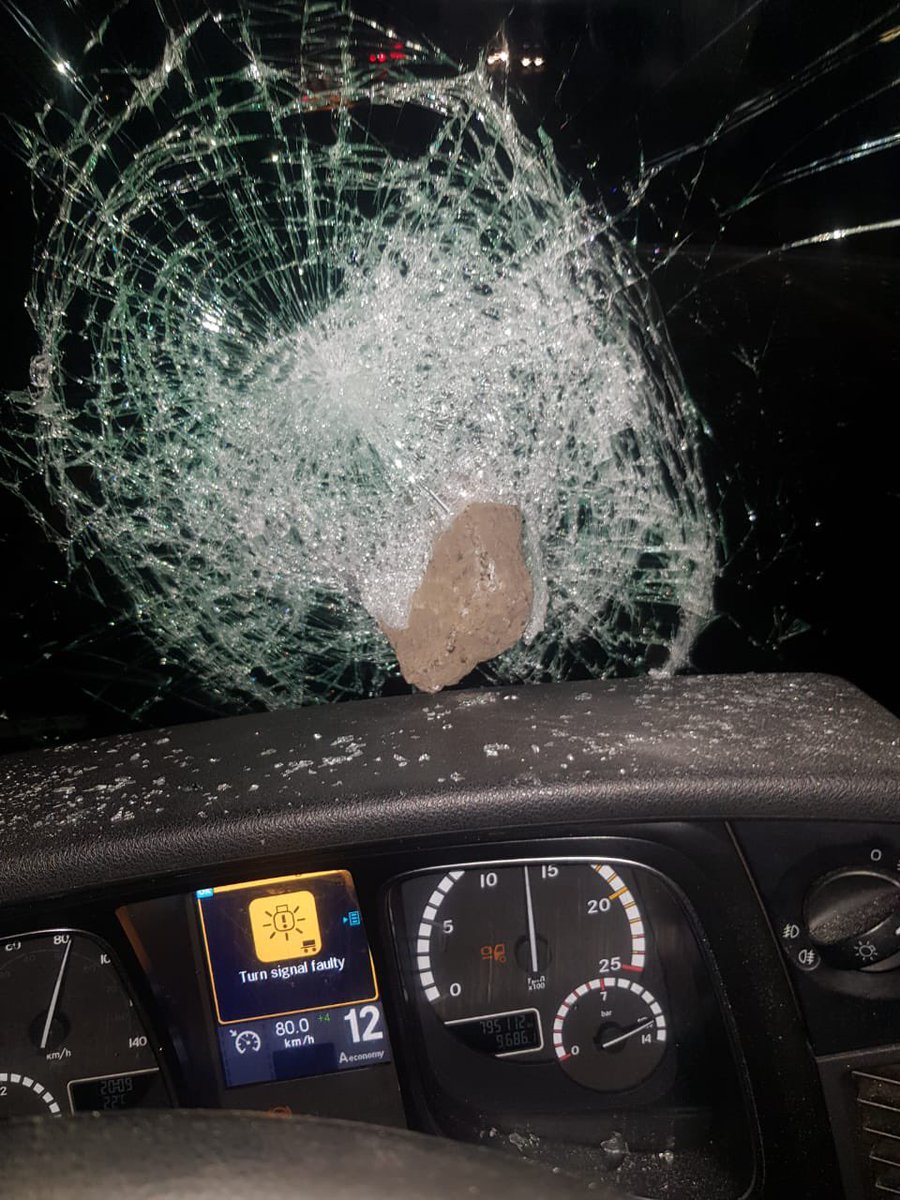 Abramjee's tweet photo. Rock Throwing: Mooi River (after first toll) heading towards Johannesburg on the N3, KZN. https://t.co/1VnkVoqrk8