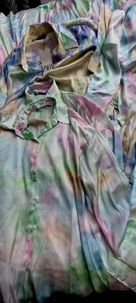 satin_laura's tweet photo. And how many of these lovely silky satin blouses are on my bed hmmm ..these are my favourite❤️🩷🧡💛💙🩵💜🤎🩶🤍💗💋
 #satin #satinblouse #blouse #satinshirt #silkblouse #satinlove #silky #zarablouse #blouseaddict https://t.co/fFfd2H0Upl