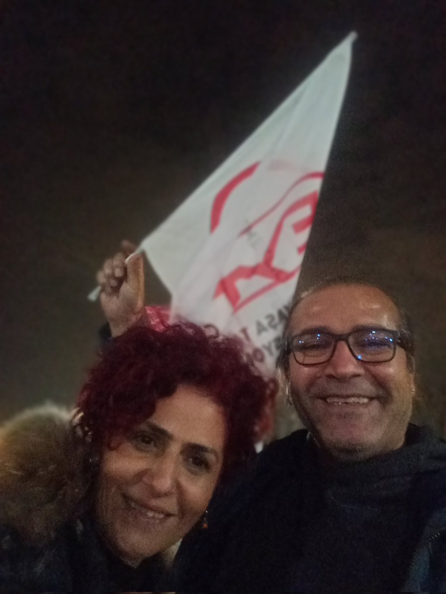 alperozupak's tweet photo. Bize her yer EYT 

#BeraberKazandıkEYT https://t.co/zTiXBv5kiZ