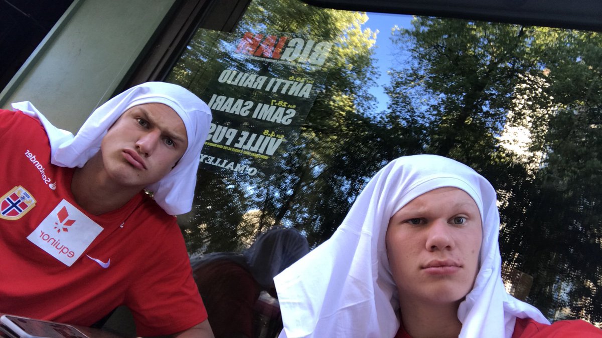 안일어난맨시티즌쳐다보기