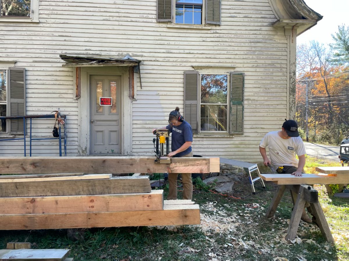 NBSSboston's tweet photo. #studentworkwednesday As always, the second-year #PreservationCarpentry students were out on site this fall working on a couple different projects, including this historic home in Norwell, Mass., doing some huge foundation and exterior work.
Learn more: https://t.co/P9je2IoXFg https://t.co/VHcgVwM2F2