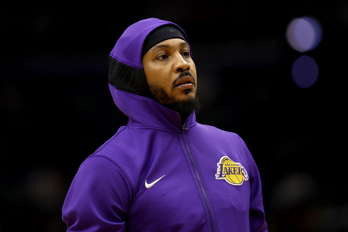 We calculated exactly how many points Carmelo Anthony has missed out on over the last few years due to the NBA blackballing an all-time great

THREAD🧵