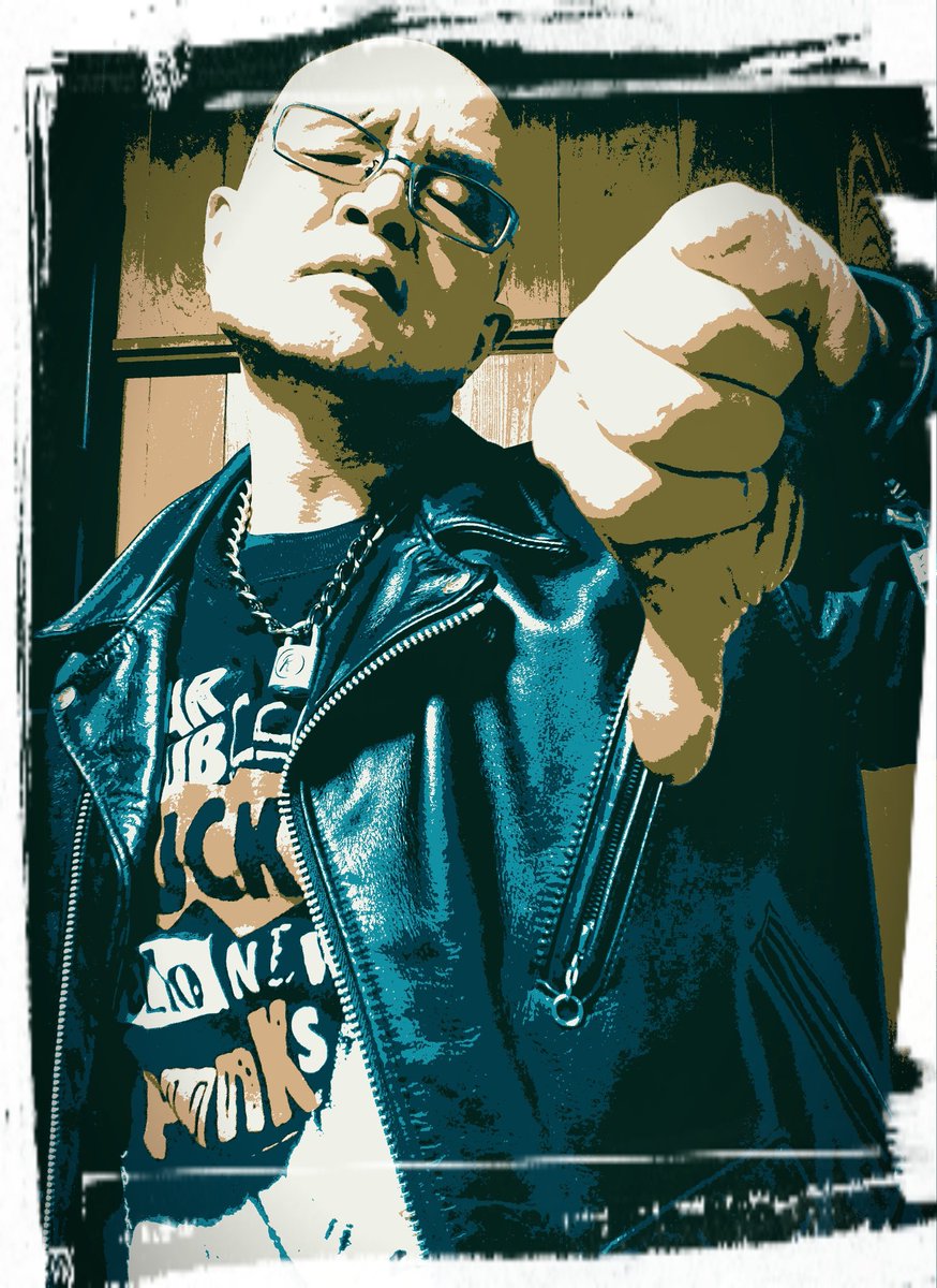 showzys5566's tweet photo. #誕生日 #48年後の冬 #ザ・スタークラブ #hellonewpunks 今日で48歳になりました❗今朝の1発目は、スタークラブのハローニューパンクスです‼️47歳の1年は激動の1年でした。48歳、この1年もまた沢山の事が僕を待っていると思いますが、笑顔で49歳を迎えられるように頑張りたいと思います😊👍️ https://t.co/YrtaQaLDFg