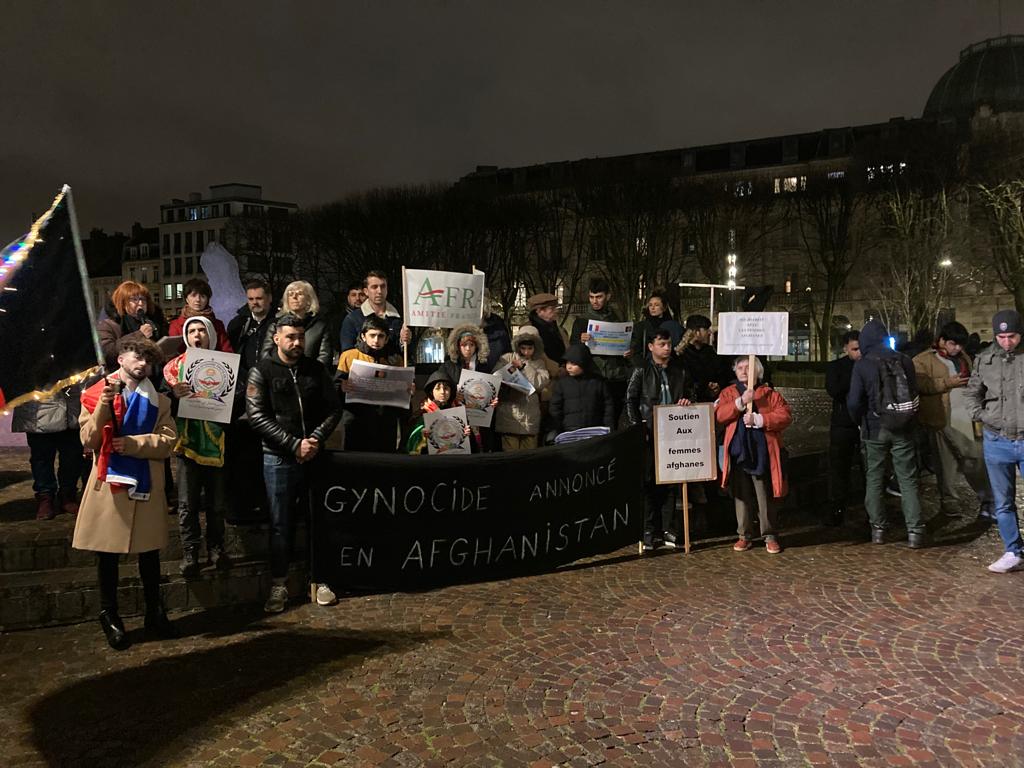 alliance_femmes's tweet photo. Ce soir nous manifestons aussi a Lille contre le #Gynocide des #afghanes perpétrés par les #Talibans dans un silence assourdissant et criminel des Etats démocratiques! https://t.co/HpIwhRLQNZ