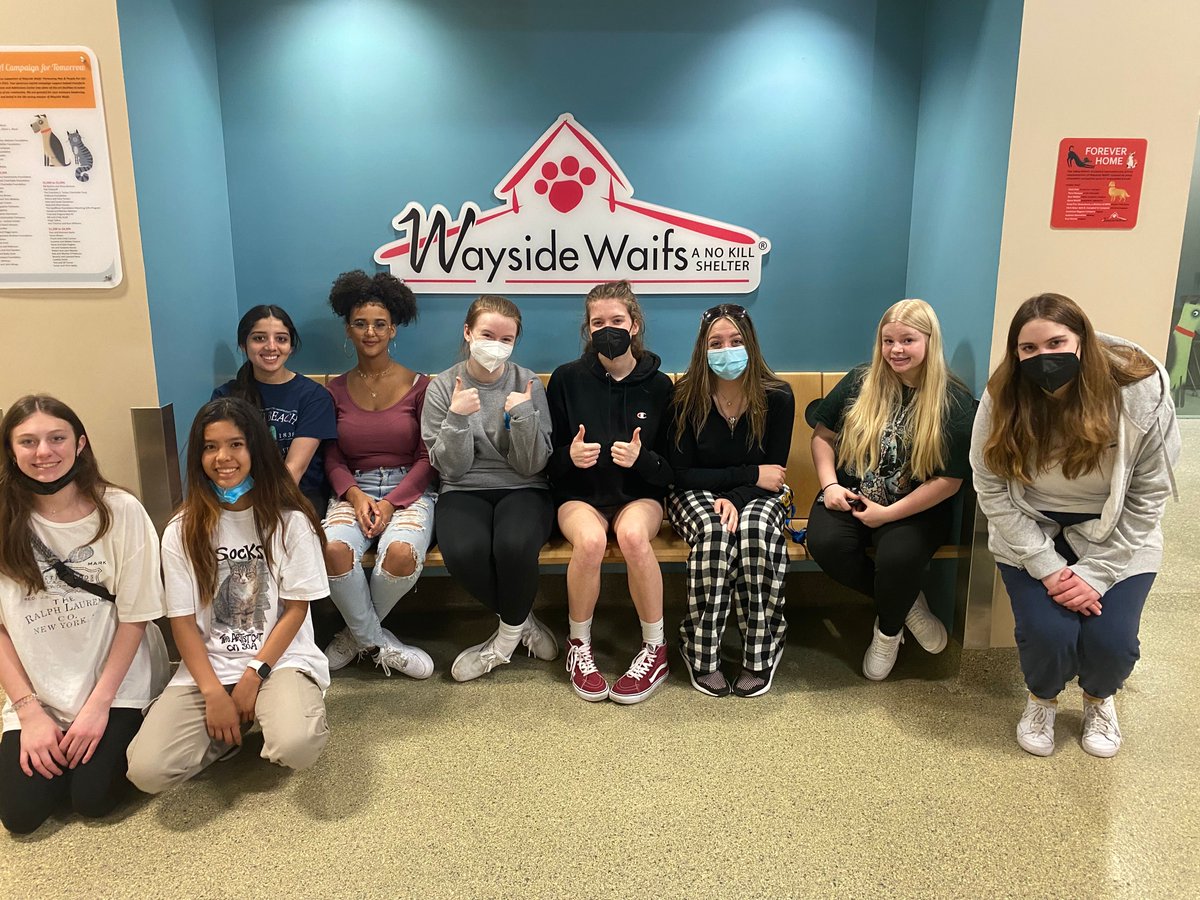 giveback_ngo's tweet photo. Give Back Gives Back!
Give Back student Isabella MacPhearson started a group at her school called the Interact Club. They are about 50 students strong who unite through service projects around the Kansas City area!
#WhyWeUnite https://t.co/Zh2xvBTQwm