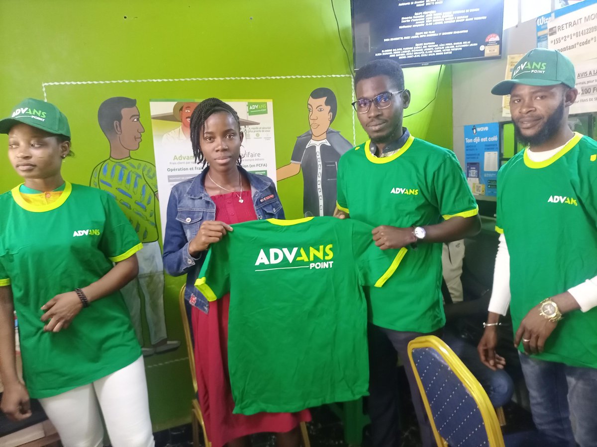 AdvansRCI's tweet image. #OuvertureAdvansPoint🙂
Nous vous annonçons l'ouverture d'Advans Points à Bondoukou et à Bouna. 
👉Bondoukou avec le Partenaire ETS ATTA, juste en face de la mairie de Bondoukou
👉Bouna avec le partenaire ALAIN DISTRIBUTION, non loin de la gare « Air Doropo »
#ProximitéClient
