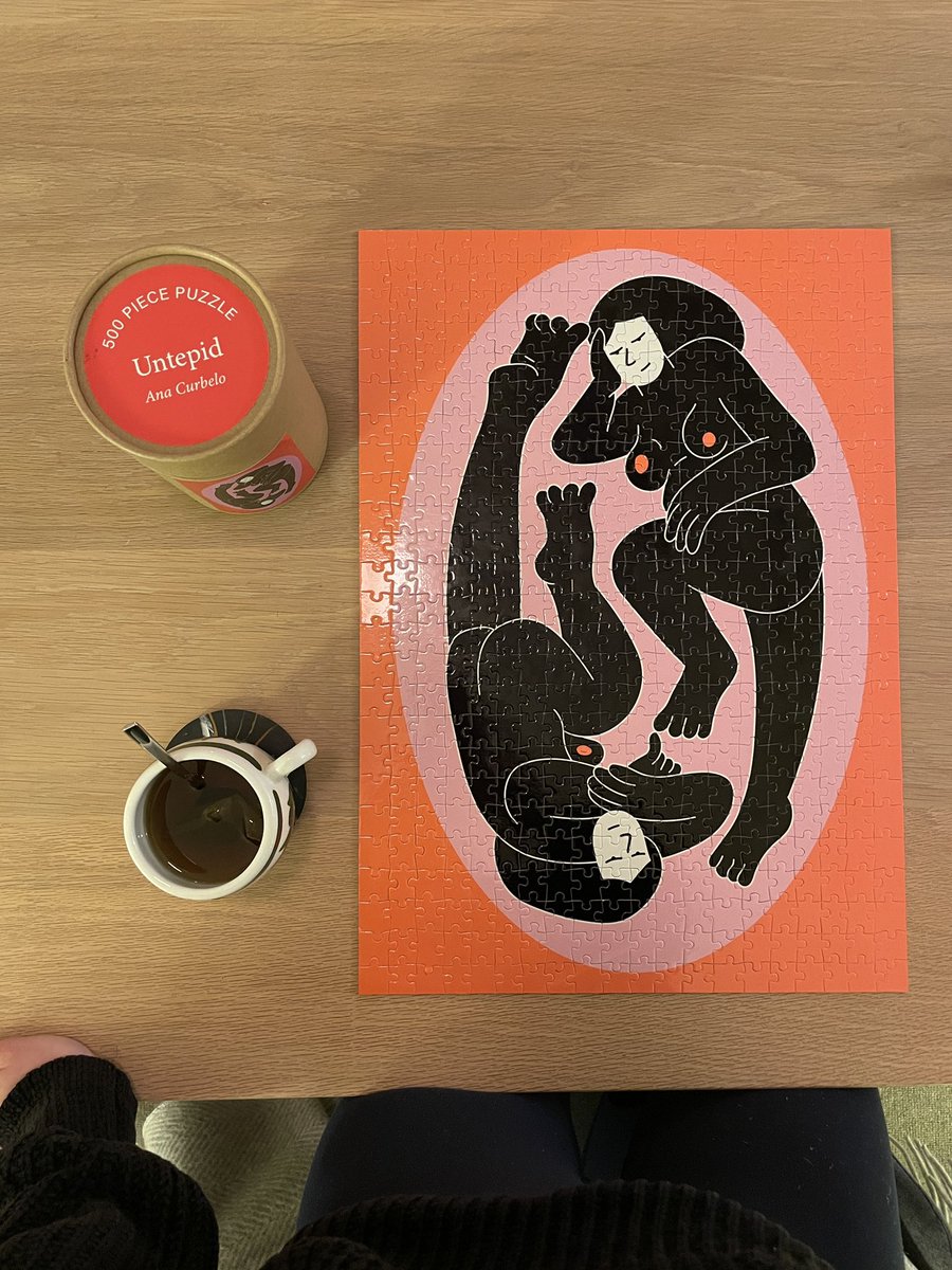 Victoria Constantine tweet media