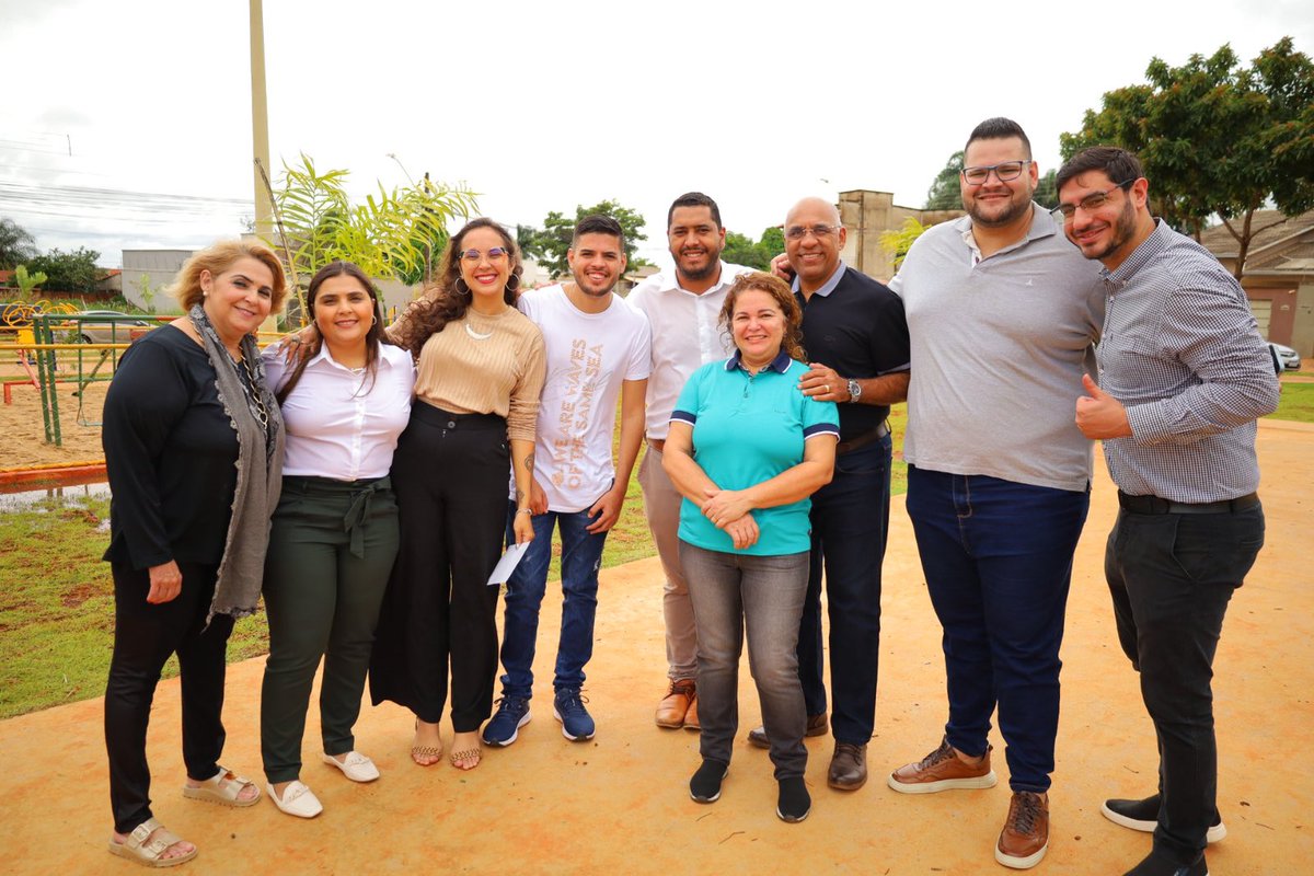 MichelMagul's tweet photo. A praça é fundamental para a integração da comunidade no meio urbano, levando opções gratuitas de lazer para as crianças, academias ao ar livre, pistas de cooper, pet places e claro, o respeito à natureza, deixando a cidade mais bonita e arborizada. https://t.co/5gQc3TjWVj