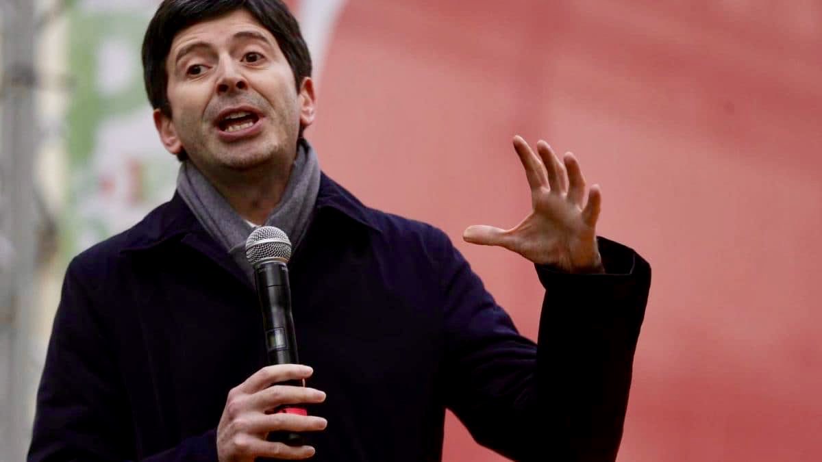 LA STRATEGIA DEL GOVERNO MELONI SUL COVID È FALLITA 

facebook.com/10000445626934…