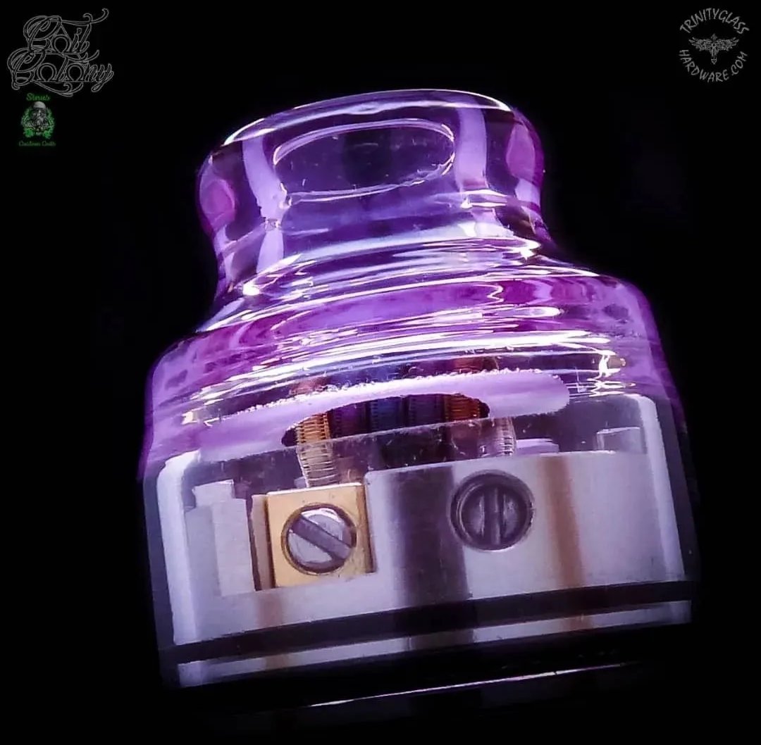 jenniferAlvarw's tweet photo. Reposted from @sinuscoils Purple Spectrum Glasscap @trinityglasshardware for #asgardmini by @vaperzcloud #trinitythursday a couple of staggertons take a good place
Follow the Team⬇️
@coilcolony https://t.co/mWJCBPAM6k