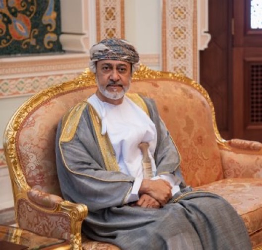 صباح نعلن فيه للكون،للمدى:
عهدا علينا أولا
للمجد نسمو والعلا
نرتسم خطى سلطاننا المعظم هيثم،في أن تكون عمان غايتنا،والمقصد من وراء مساعينا لأعمالنا

*مجموعة أوكيو وشركة سابك وشركة البترول الكويتية العالمية توقع اتفاقية تطوير مجمع بتروكيماويات في الدقم

أهلا بكم في #صباح_الشباب