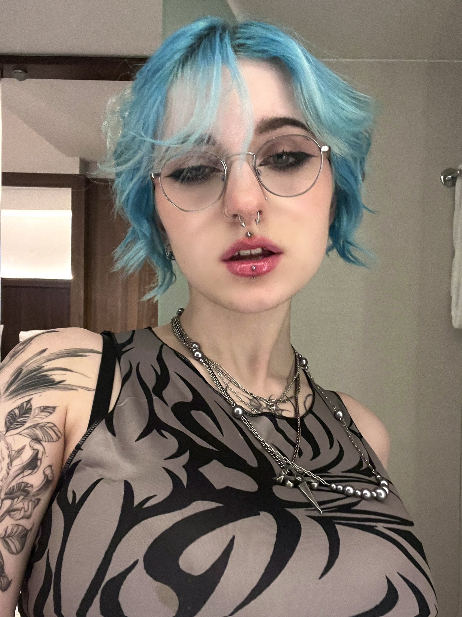 Lyra Crow OnlyFans The Truth Finally Revealed Truth or Fiction
