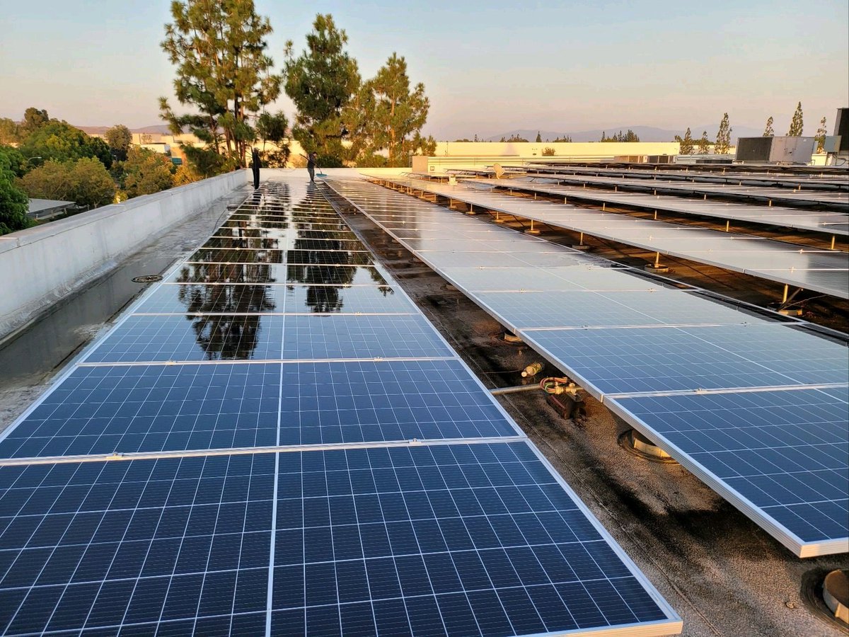 Final month of 2022, storage more power when you winter.

catch the chance to order all in one energy storage system before holiday , welcome to talk with me !