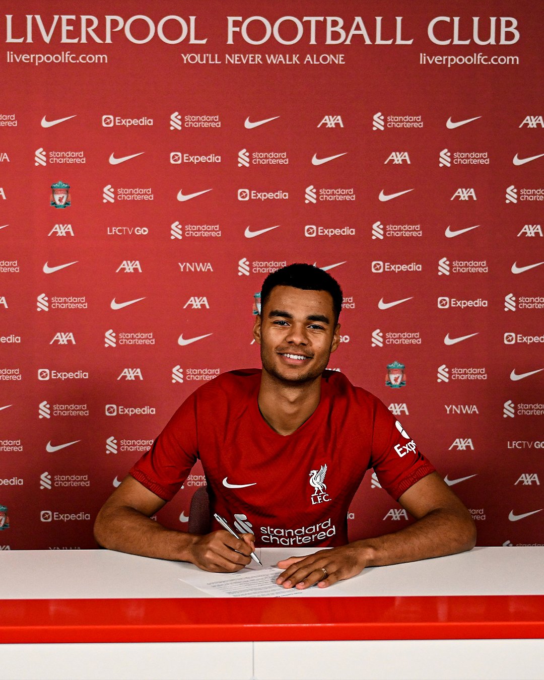 FlGAFAXWYAA4L7F?format=jpg&name=large