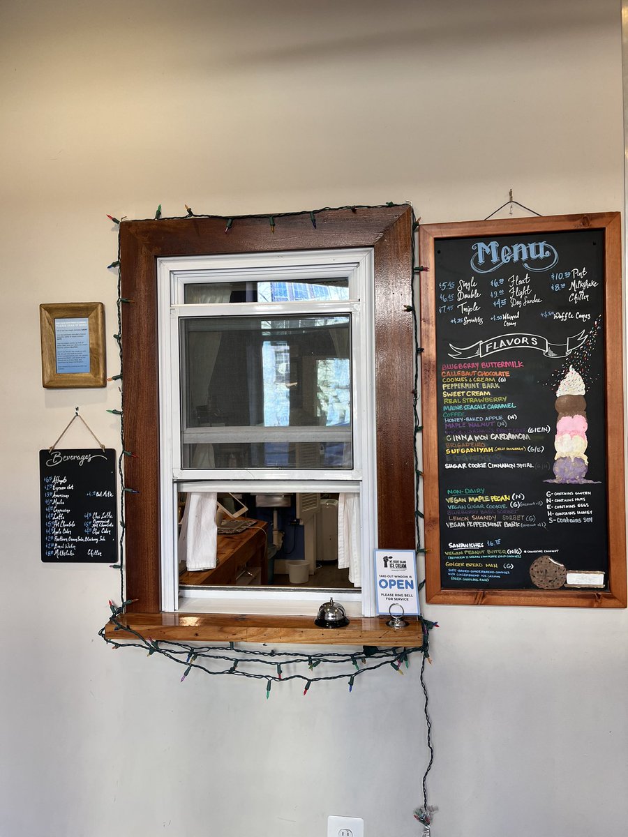 BarredinDC's tweet photo. Couple other pics from my first trip to the awesome neighborhood of Mt. Pleasant since February 2020(!).

@mdiicecreamdc 
@Taquerianacionl new location
@PurplePatchDC great streatery
Alley with photography exhibit and yoga studio near elle https://t.co/jh27VM9V7b