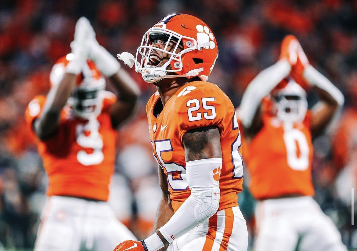 A2hton_'s tweet image. #AGTG WOW! After an amazing conversation with @CUCoachReed I am blessed to say I have received an offer from @WesleyGoodwin @ClemsonFB @247Sports @RWrightRivals