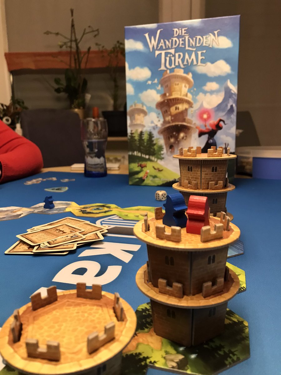 Now: @spielevater.bsky.social (@spielevater) on Twitter photo #DieWandelndenTürme von <a href="/abacusspiele/">ABACUSSPIELE</a> war dann mein zweiter Erfolg heute.
Mitspieler eiskalt stehen lassen 😎
Ein tolles Familienspiel mit viel Schadenfreude. #DieWandelndenTürme von <a href="/abacusspiele/">ABACUSSPIELE</a> war dann mein zweiter Erfolg heute.
Mitspieler eiskalt stehen lassen 😎
Ein tolles Familienspiel mit viel Schadenfreude.