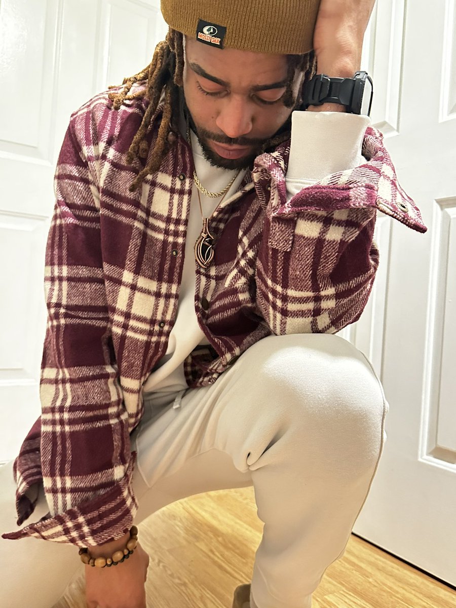 VonDonP's tweet photo. I been Cozy all Winter ❄️🧣 https://t.co/aP6uWPQYtI